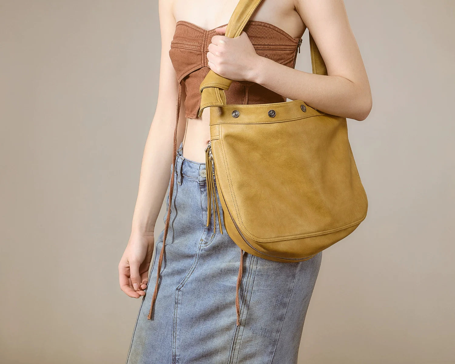 JACD Large Capacity Commuter Bucket Bag