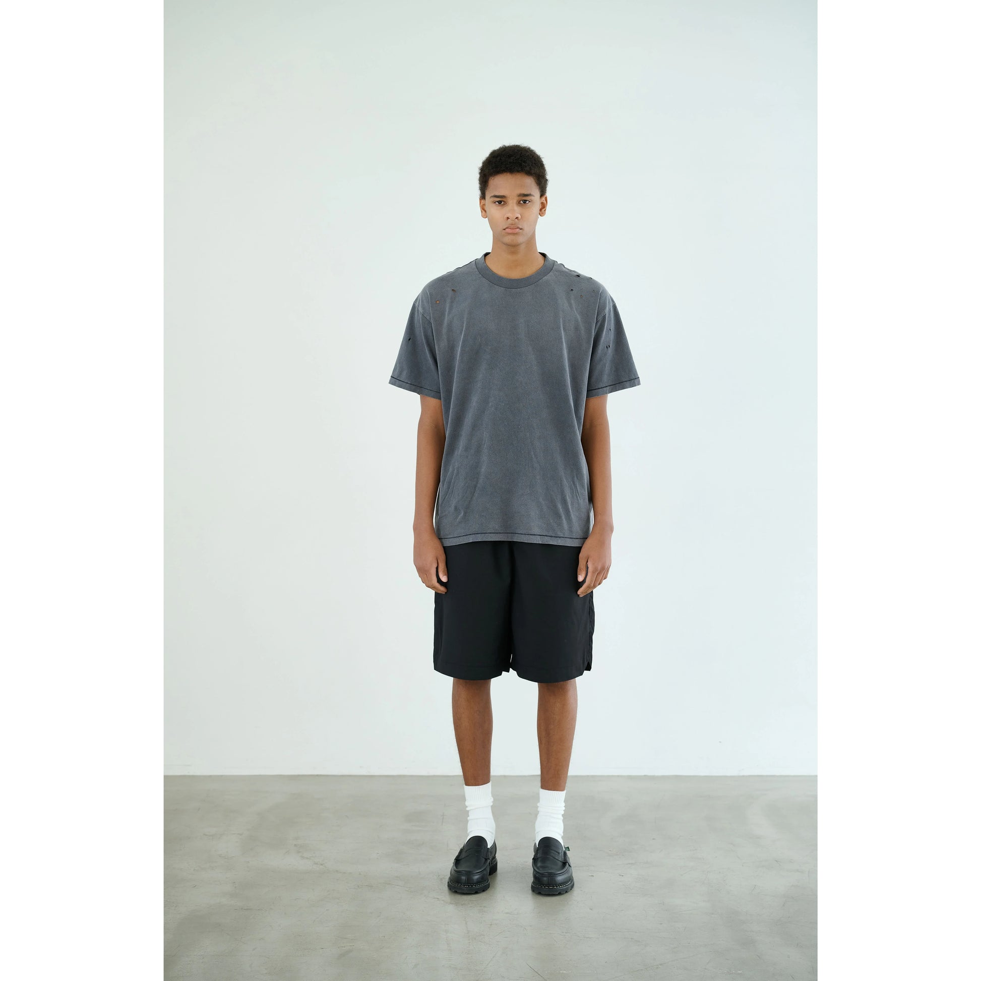 Anniehall Vintage Ripped Single Stitch Tee