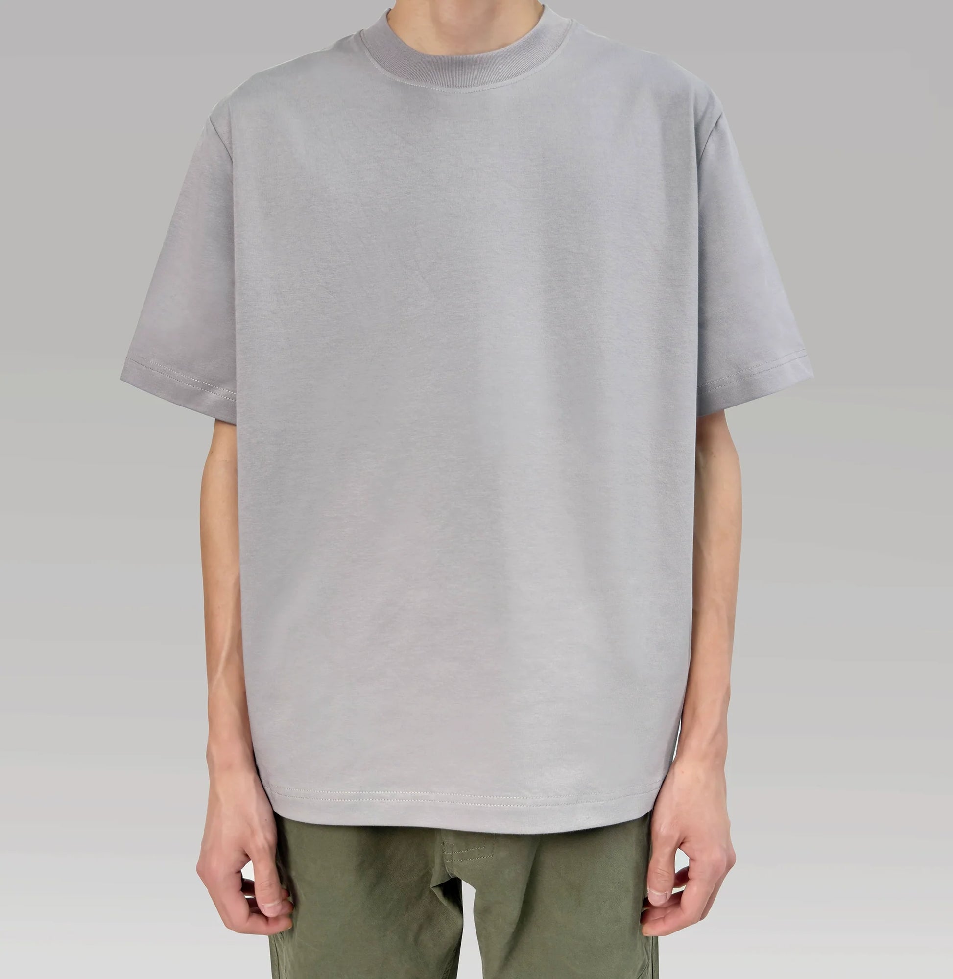 PLUS NO LOGO Small Neckline Short Wide Cool Tee