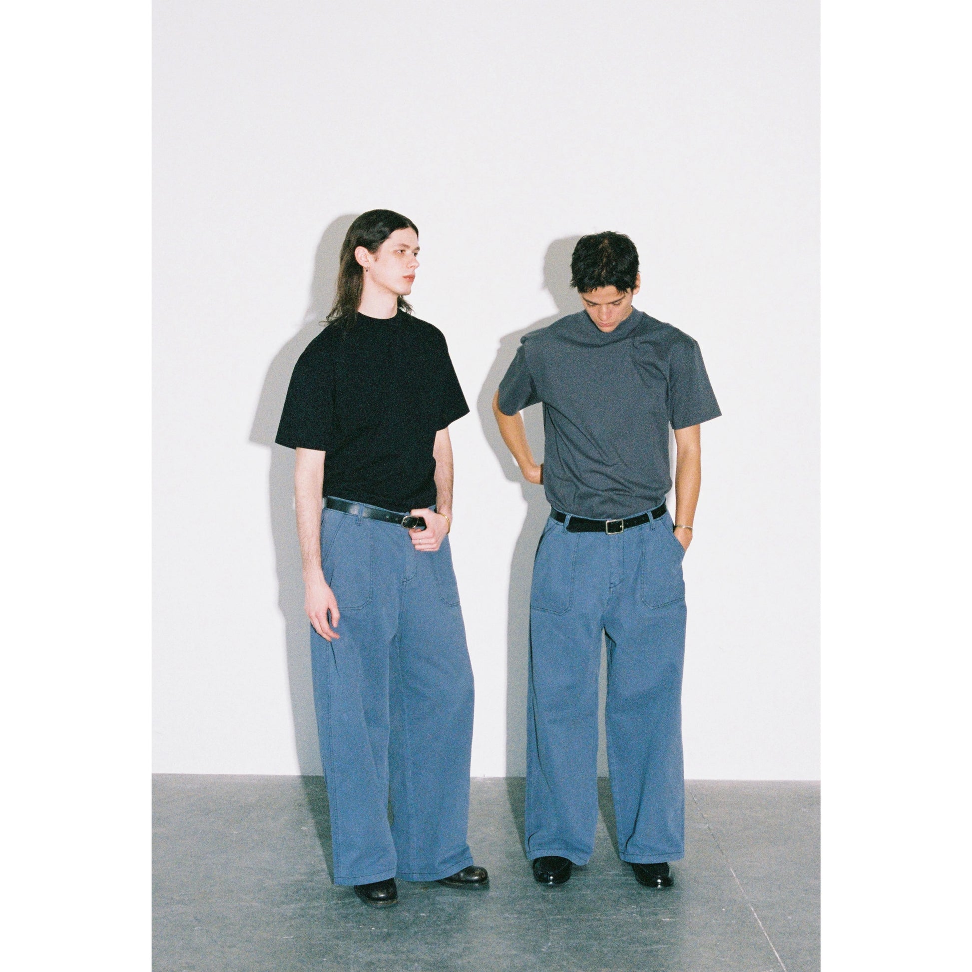 Anniehall Small Turtleneck Shoulder Tee