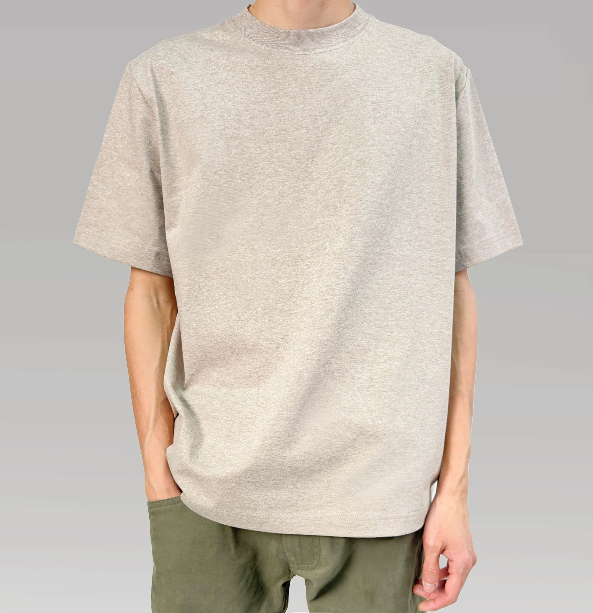 PLUS NO LOGO Small Neckline Short Wide Cool Tee