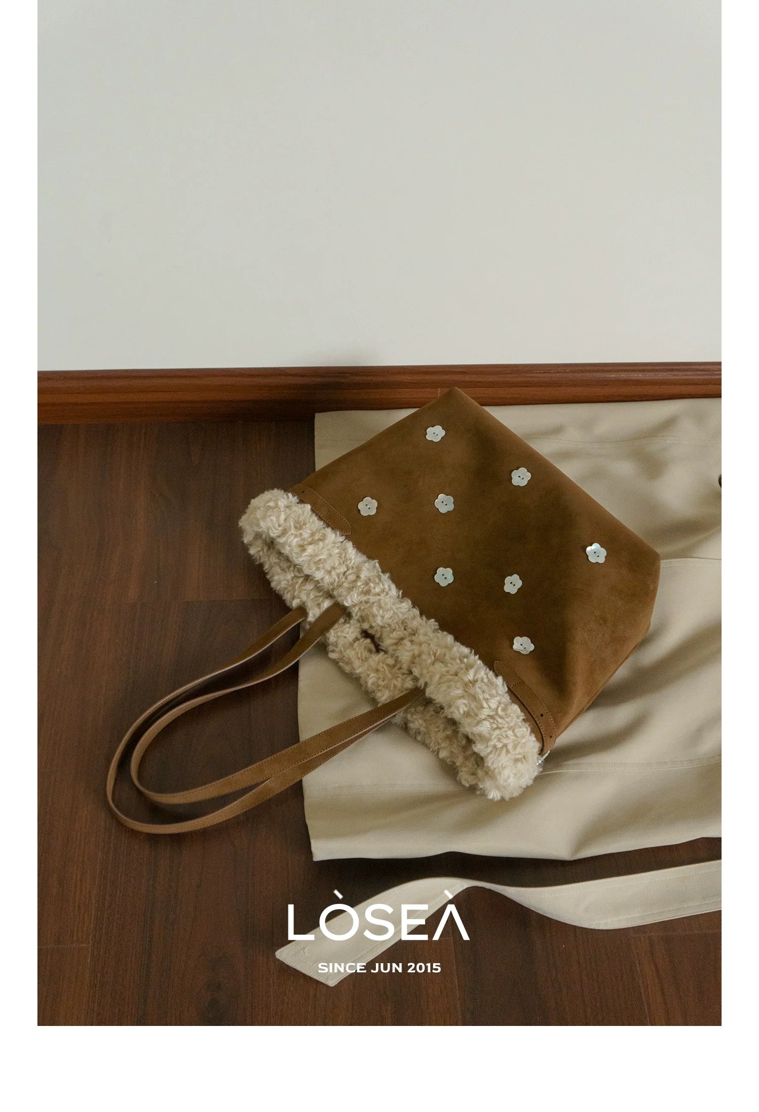 LOSEA Plush Large Capacity Tote Bag