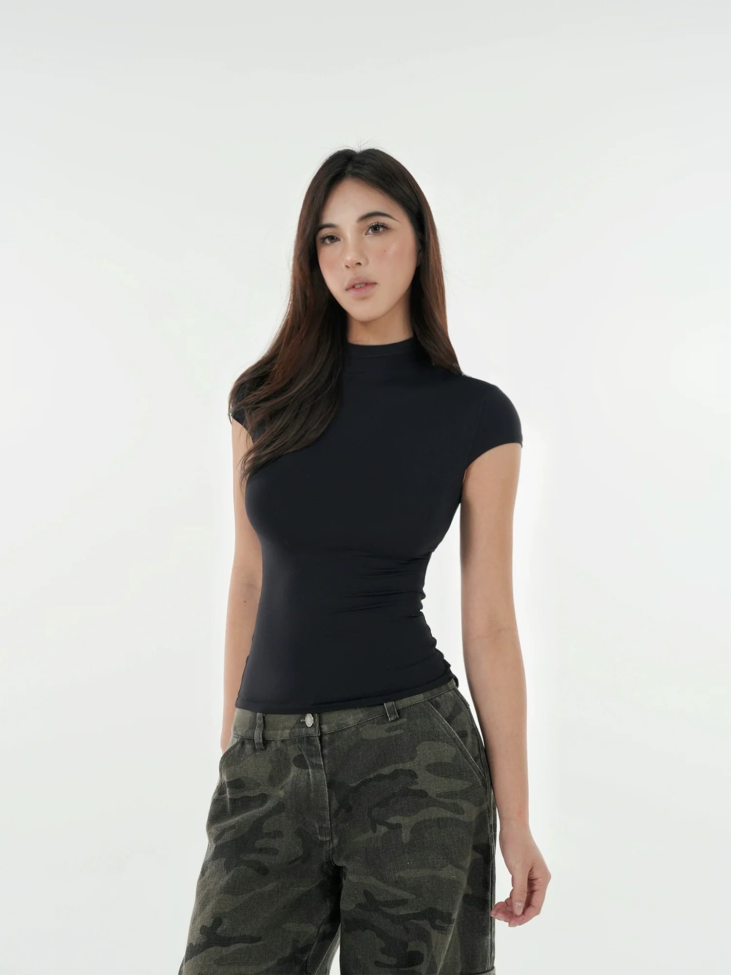 Jim Kennet Nude Semi-turtleneck High Stretch Slim Tee