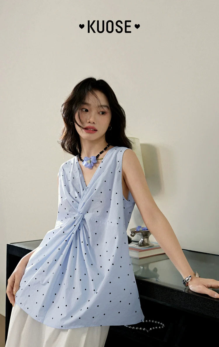 Kuosev Neck Polka Dot Kink Sling Vest