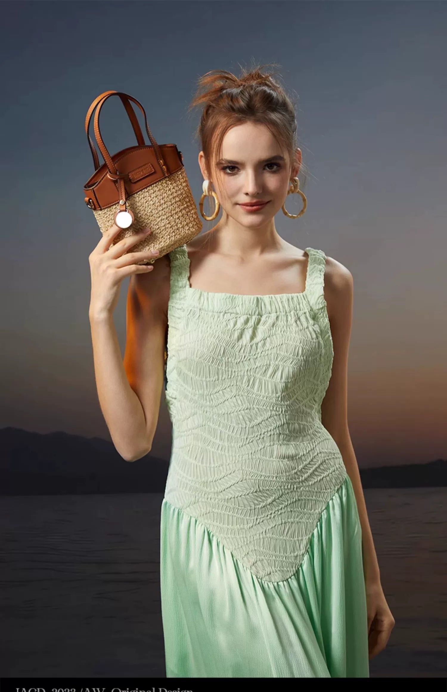 JACD Woven Holiday Portable Messenger Bucket Bag