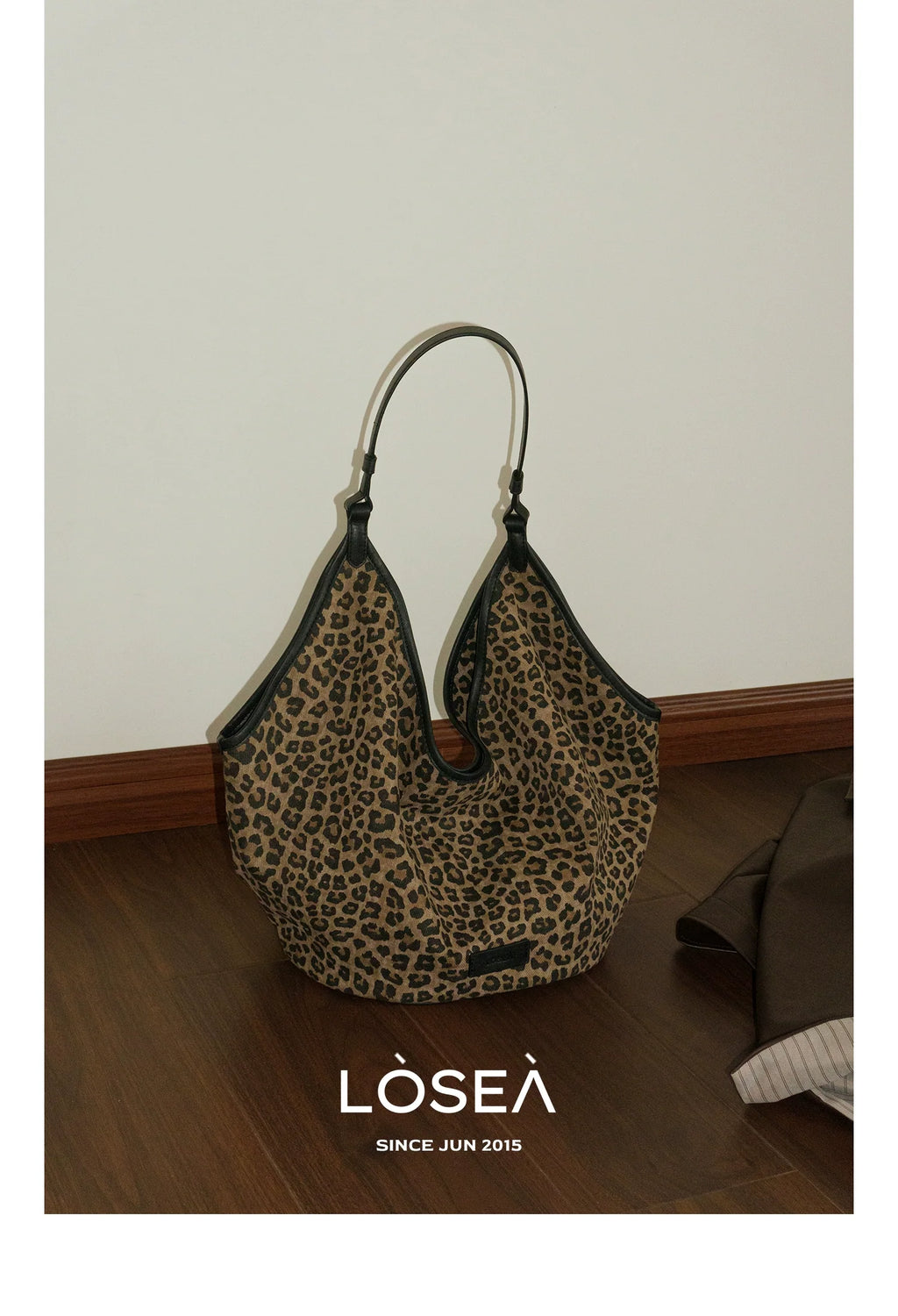 LOSEA Leopard Print Large Capacity Retro Messenger Bag