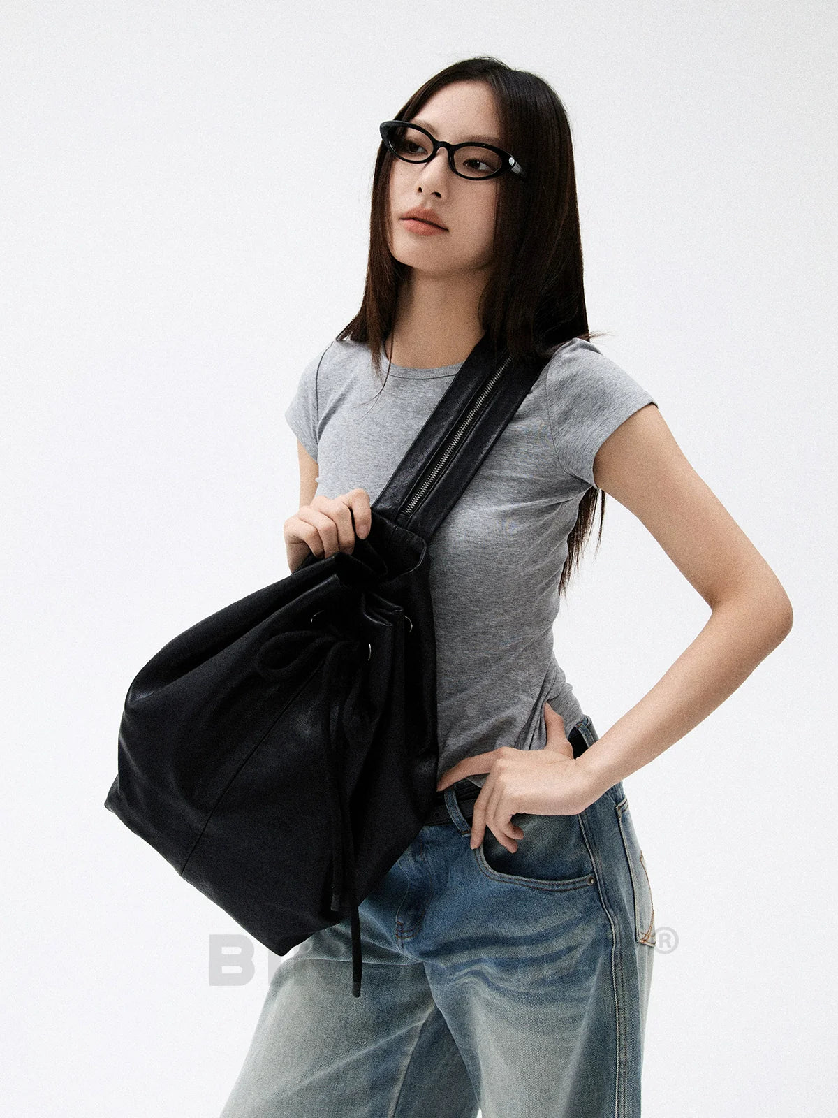 BINGBONG Simple Korean Drawstring Shoulder Backpack